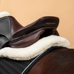 Synthetic Sheepskin Saddle Pad 900 16 Synthetic Sheepskin Saddle Pad 900 -Horse Riding Equipment Store k749c40939b40c1f3e52319ca3c33cfeb