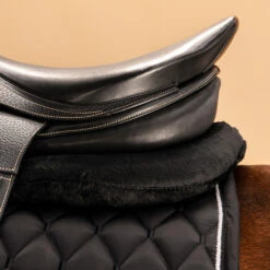 Horse & Pony Synthetic Sheepskin Saddle Pad 500 -Horse Riding Equipment Store k9965410c629001acffd4d5c71fa2b071